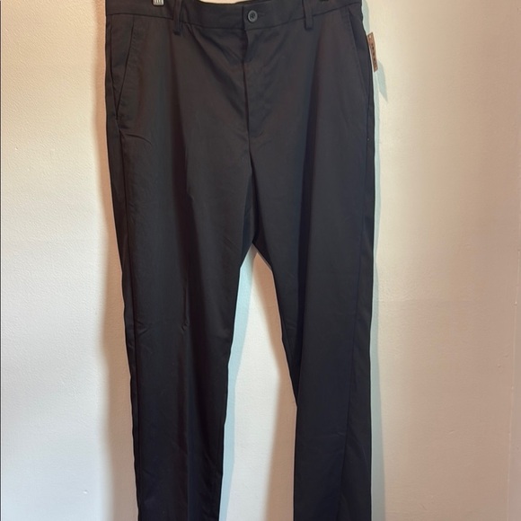 Amazon Essentials 38 x 34 Men's Black Slim Dress Pants - Picture 1 of 11